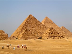 Cách vận chuyển đá xây kim tự tháp